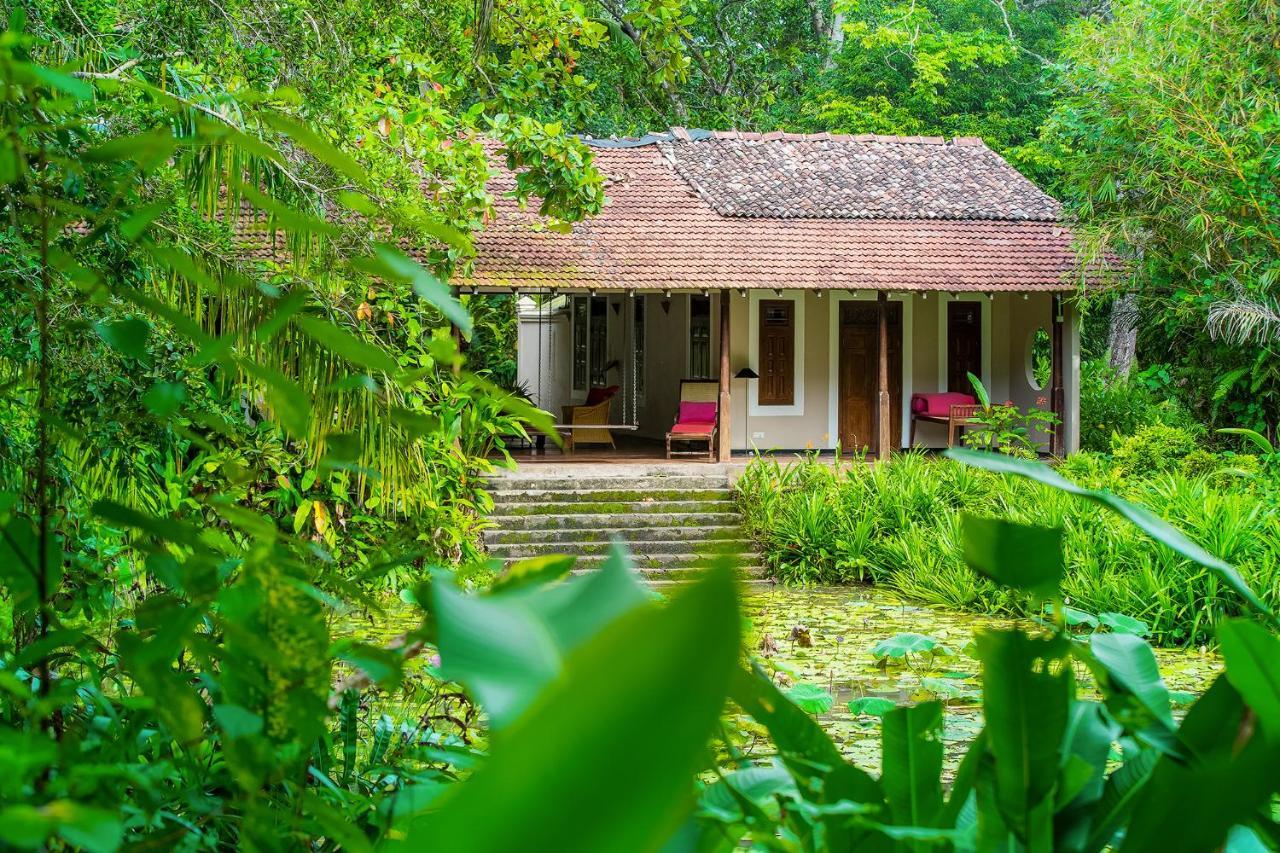 Apa Villa Illuketia Unawatuna Buitenkant foto