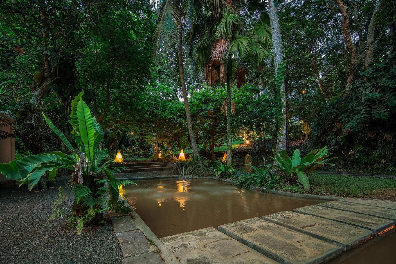 Apa Villa Illuketia Unawatuna Buitenkant foto