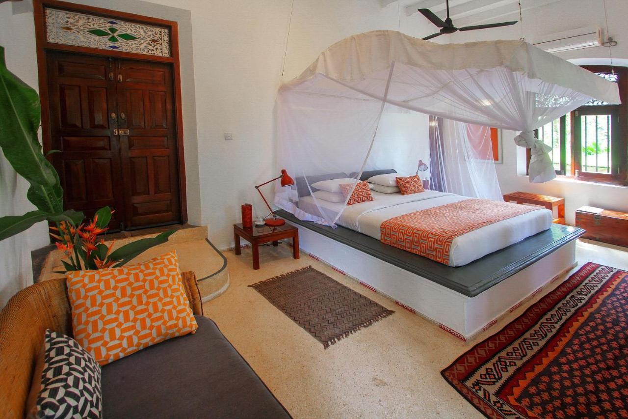 Apa Villa Illuketia Unawatuna Buitenkant foto