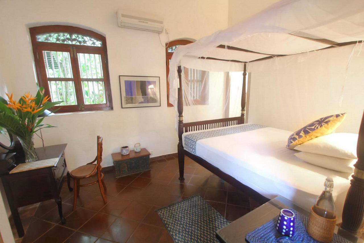 Apa Villa Illuketia Unawatuna Buitenkant foto