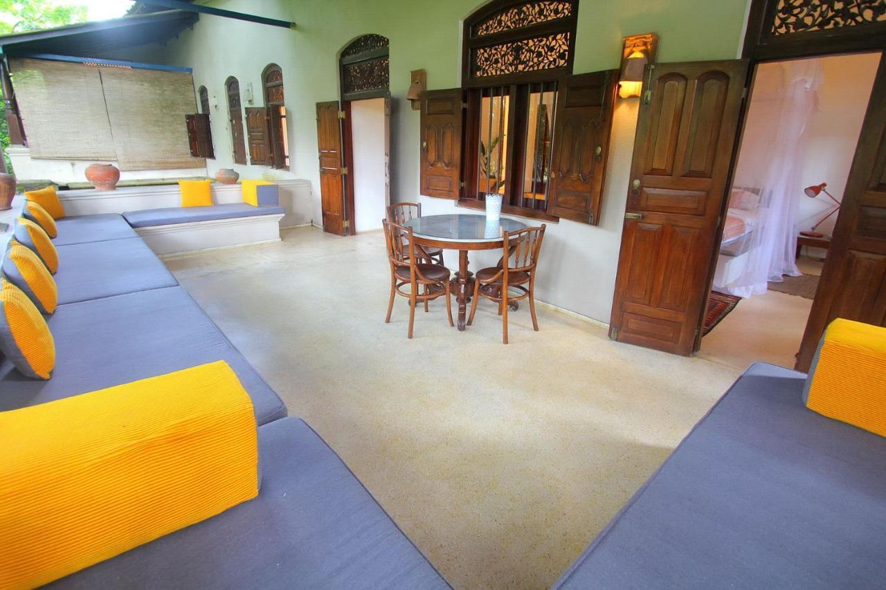 Apa Villa Illuketia Unawatuna Buitenkant foto