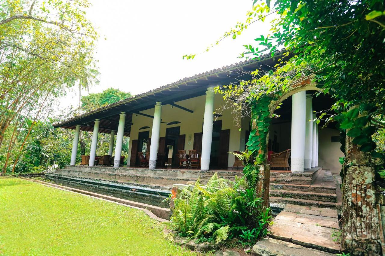 Apa Villa Illuketia Unawatuna Buitenkant foto